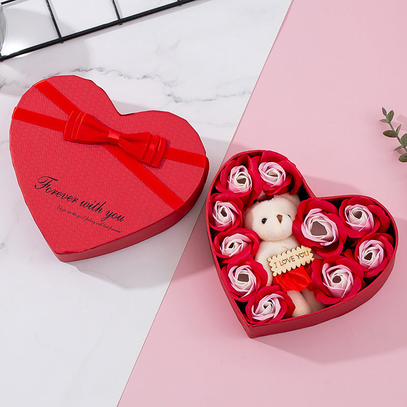 Confezione Regalo Rose Rosse a Cuore - Idea Regalo per San Valentino, Natale, Festa della Mamma e Compleanni