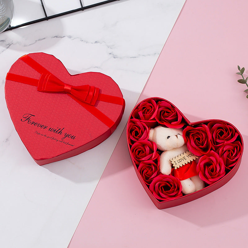 Confezione Regalo Rose Rosse a Cuore - Idea Regalo per San Valentino, Natale, Festa della Mamma e Compleanni